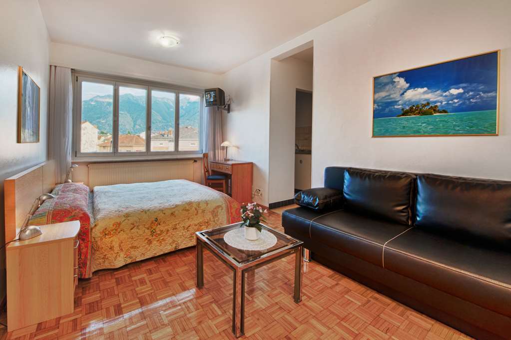 Residenze Dell'Angelo Hotel Locarno Cameră foto